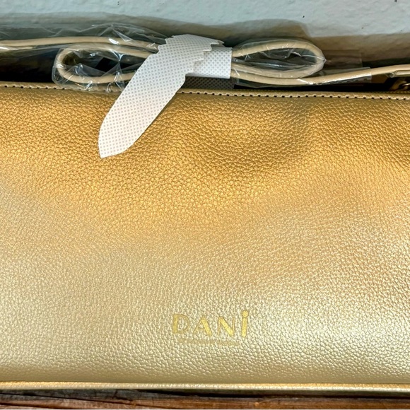 Danielle Nicole Star Wars The Mandalorian Grogu (Baby Yoda) Crossbody, BNWT - Picture 4 of 4